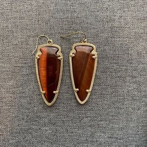 Kendra Scott Arrowhead Earrings